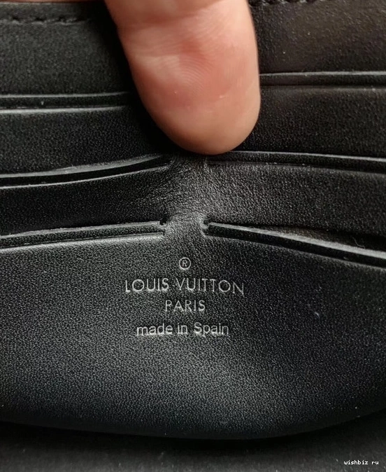 WIS LOUIS VAVIN WALLET CHAIN VUITTON 0804